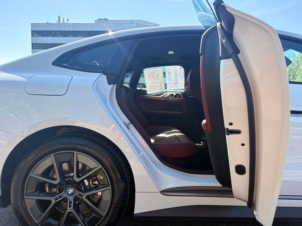 2023 BMW i4 eDrive35