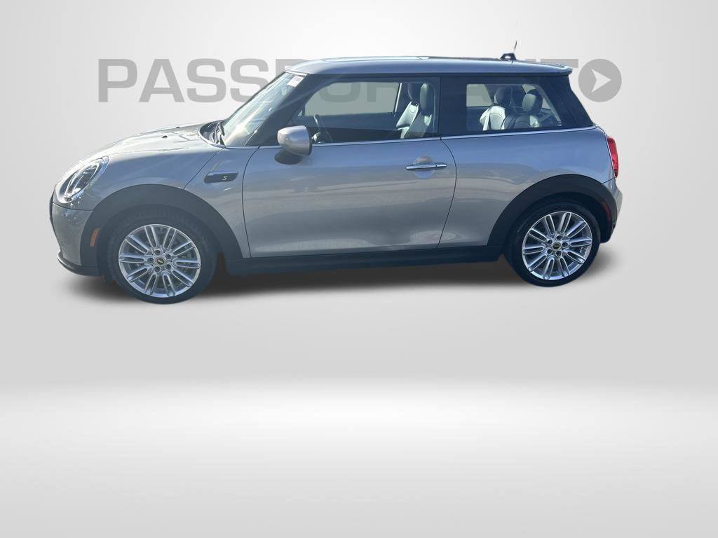 Used 2024 MINI Hardtop 2 Door SE with VIN WMW13DJ01R2V25276 for sale in Gaithersburg, MD