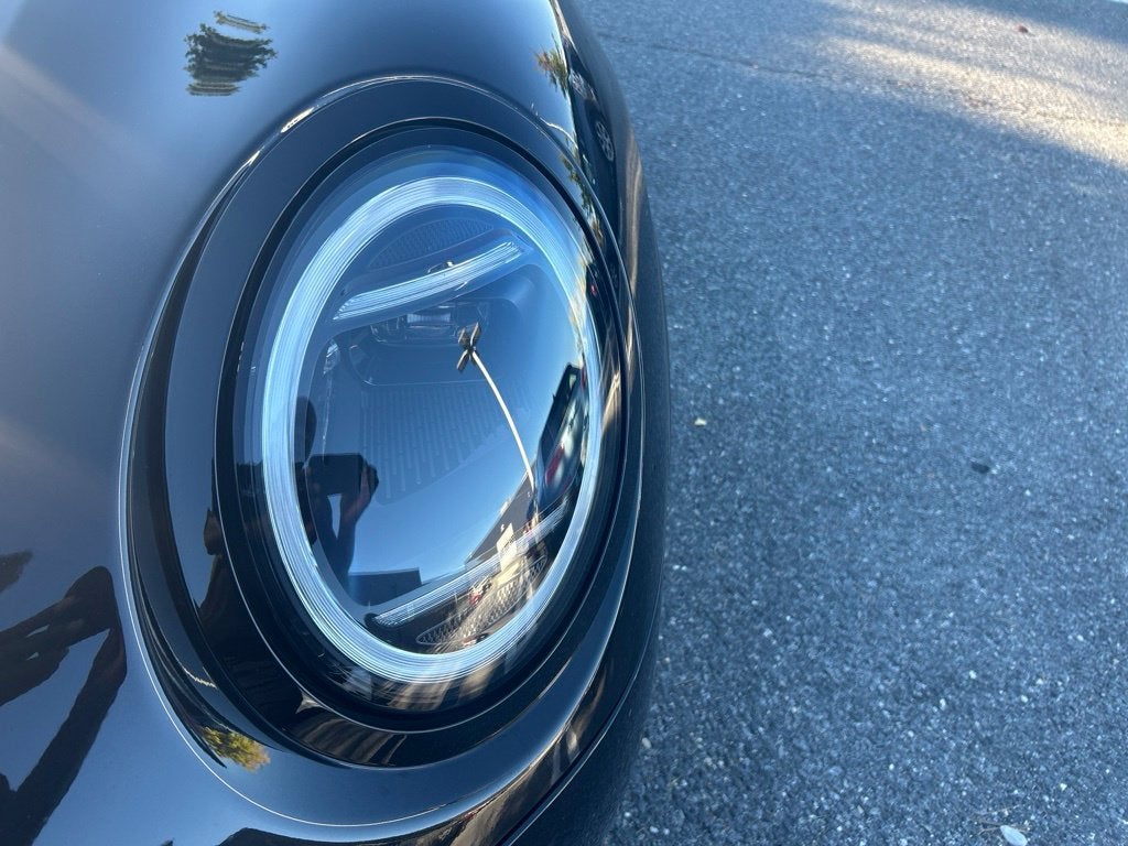 2026 MINI Cooper Iconic