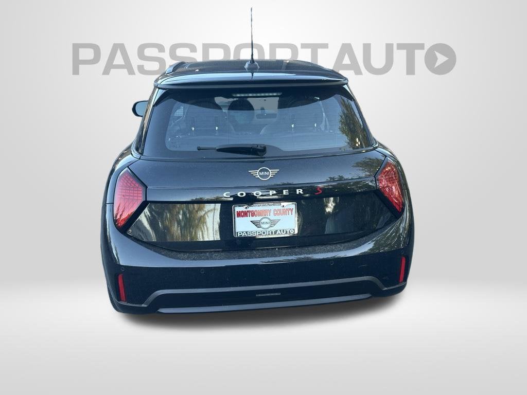 2025 MINI Cooper S Iconic Hardtop 2 Door