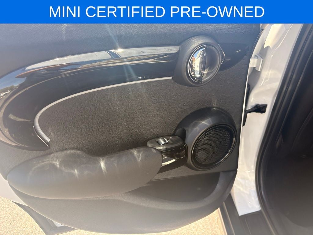2023 MINI Cooper S Signature Hardtop 4 Door