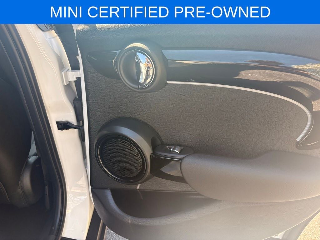 2023 MINI Cooper S Signature Hardtop 4 Door
