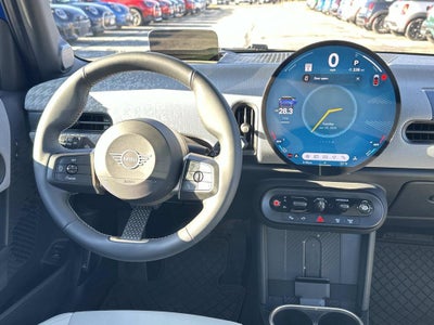 2025 MINI Cooper S Signature Plus Hardtop 4 Door