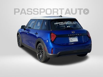 2025 MINI Cooper S Signature Plus Hardtop 4 Door