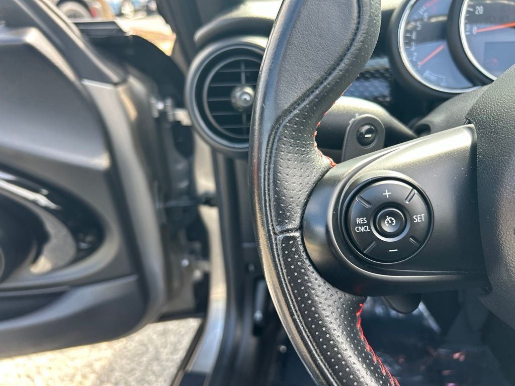 2020 MINI Cooper S Signature