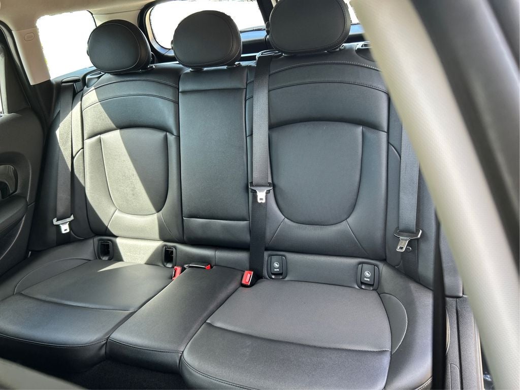 2023 MINI Cooper S Clubman Signature