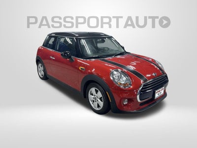 2017 MINI Cooper Base Hardtop 2 Door