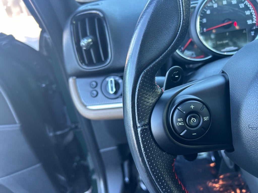 2020 MINI John Cooper Works Countryman Iconic