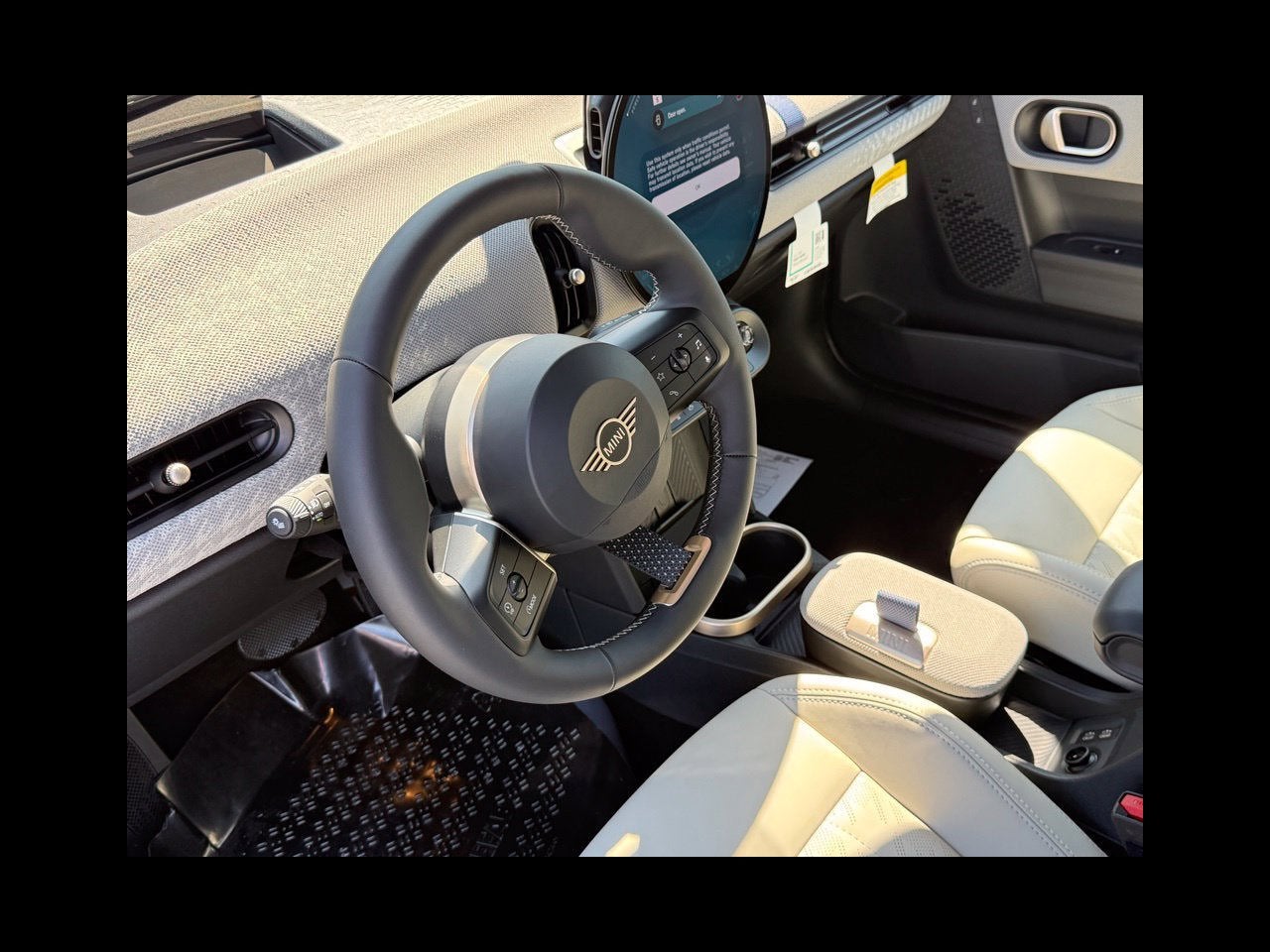 2027 MINI 4 DOOR SIGNATURE PLUS