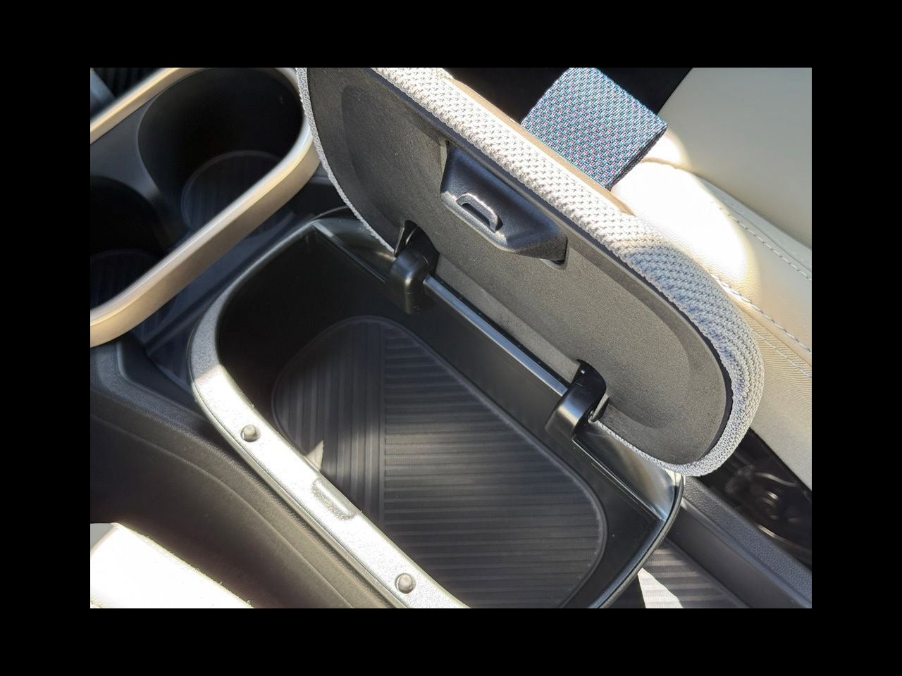 2027 MINI 4 DOOR SIGNATURE PLUS