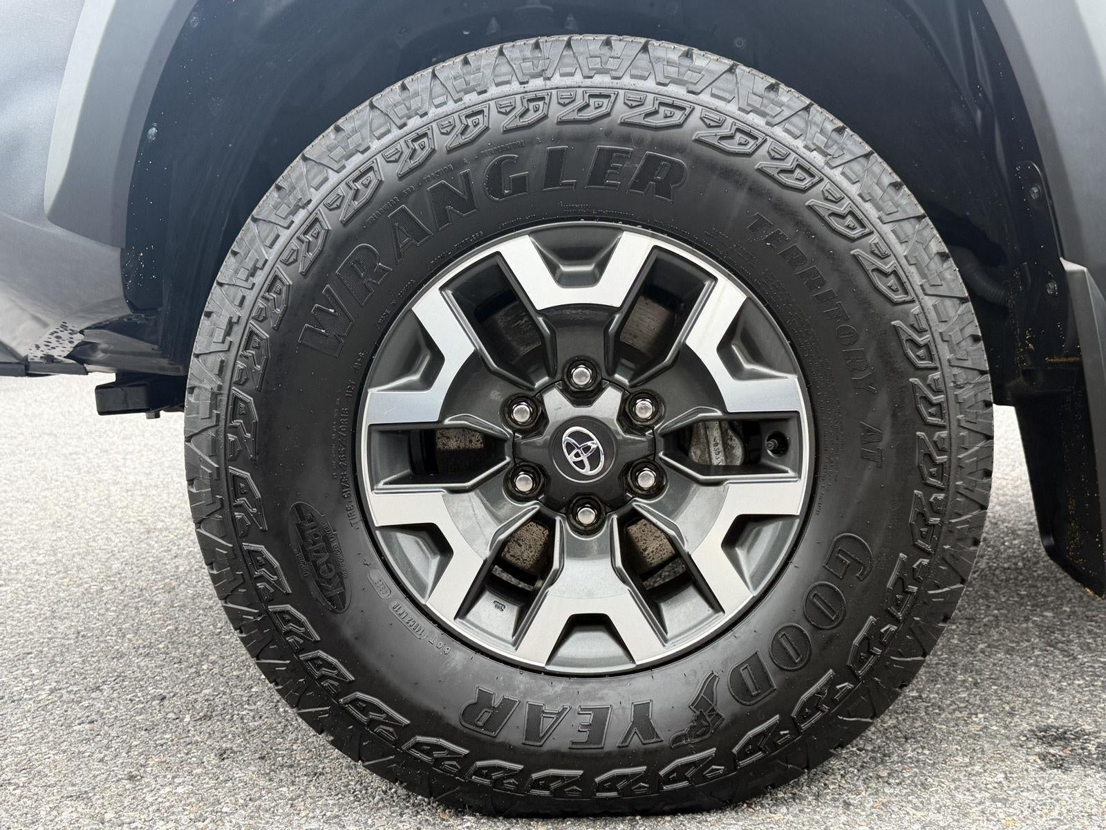2023 Toyota Tacoma TRD Off-Road