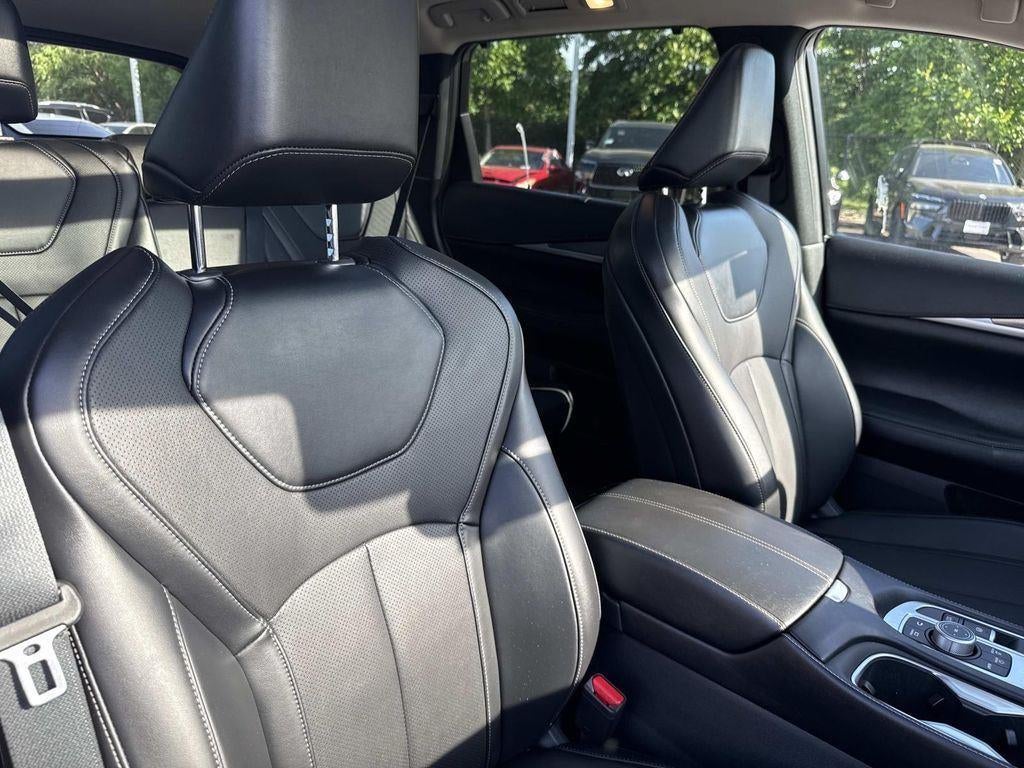 2026 INFINITI QX60 LUXE