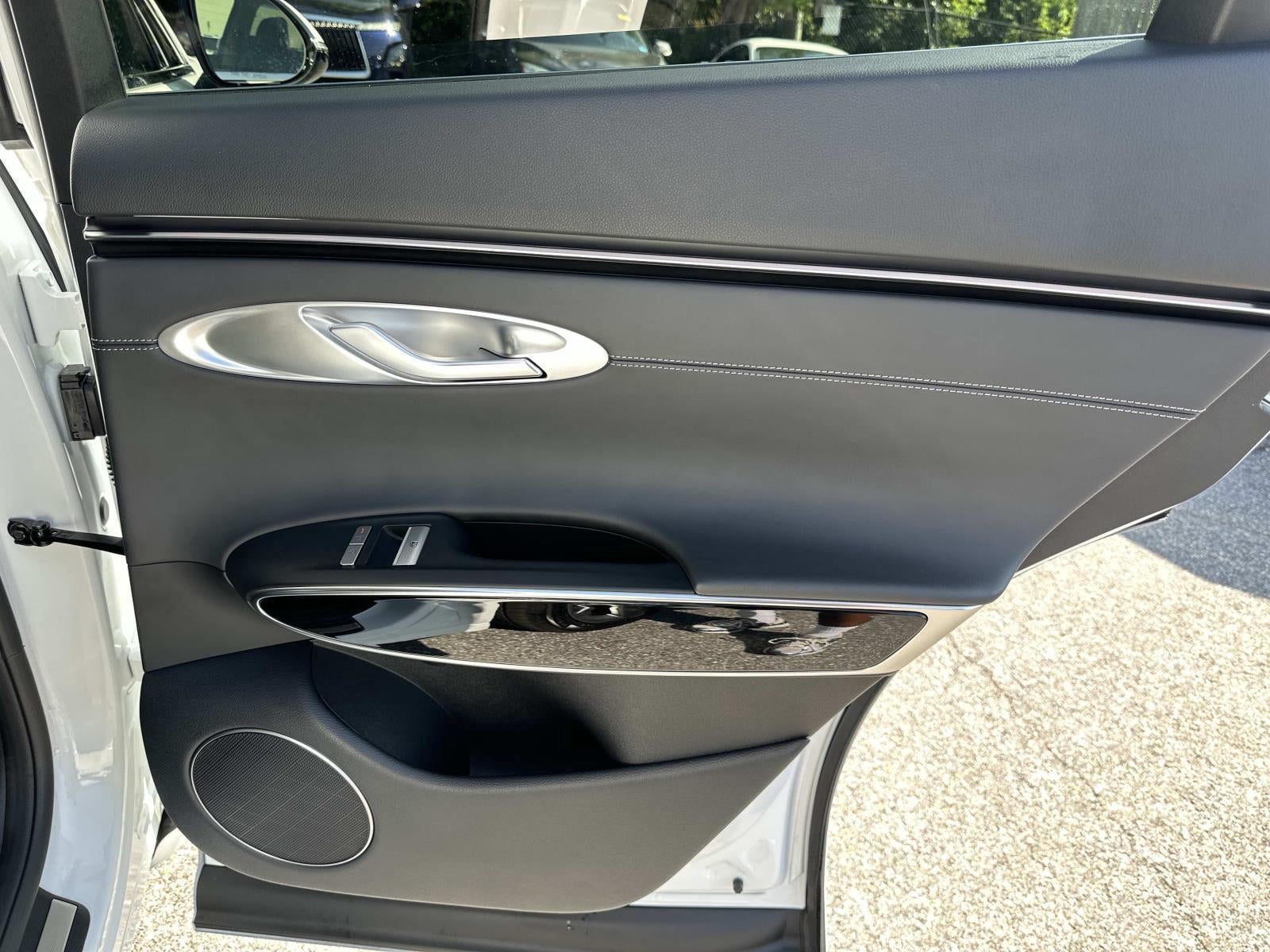 2026 Genesis Gv70 2.5T