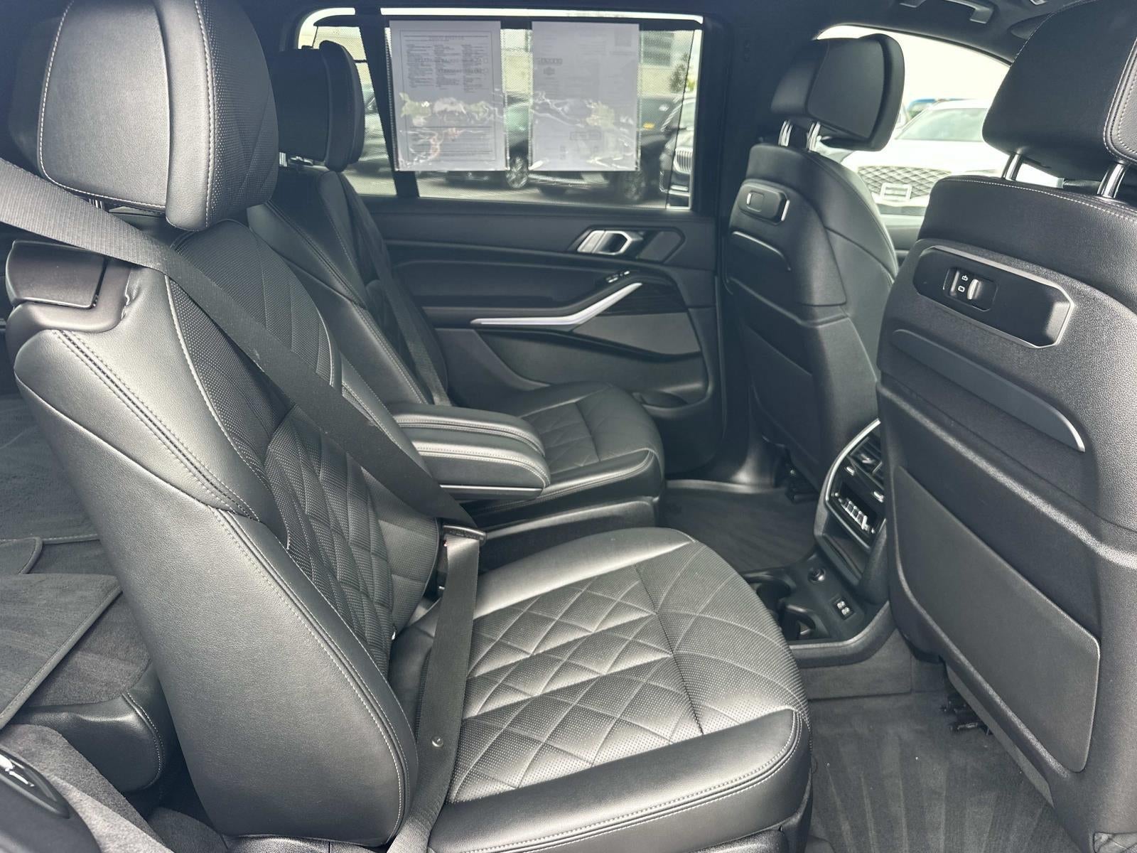 2024 BMW X7 xDrive40i
