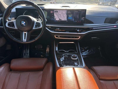 2023 BMW X7 M60i