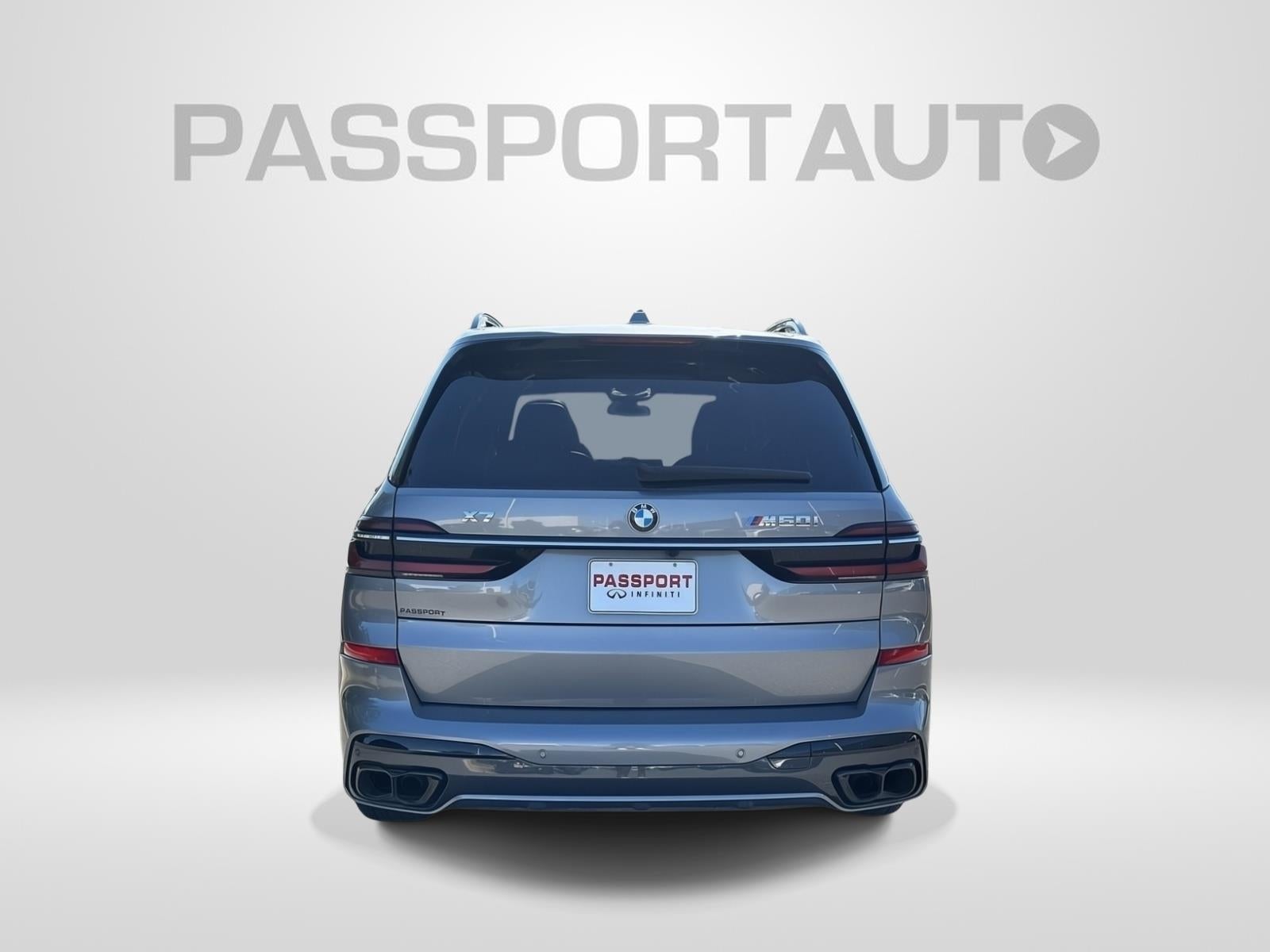 2023 BMW X7 M60i