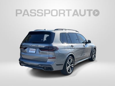 2023 BMW X7 M60i