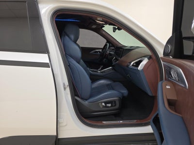 2023 BMW XM Base