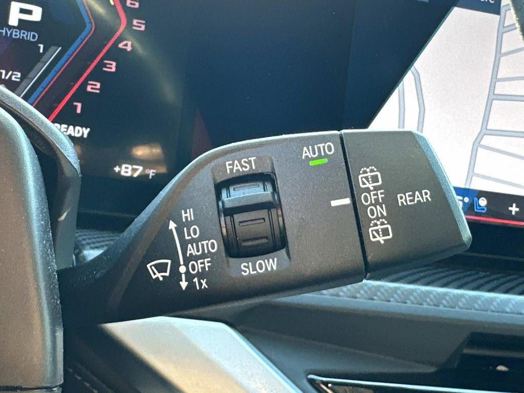 2025 BMW Xm Base