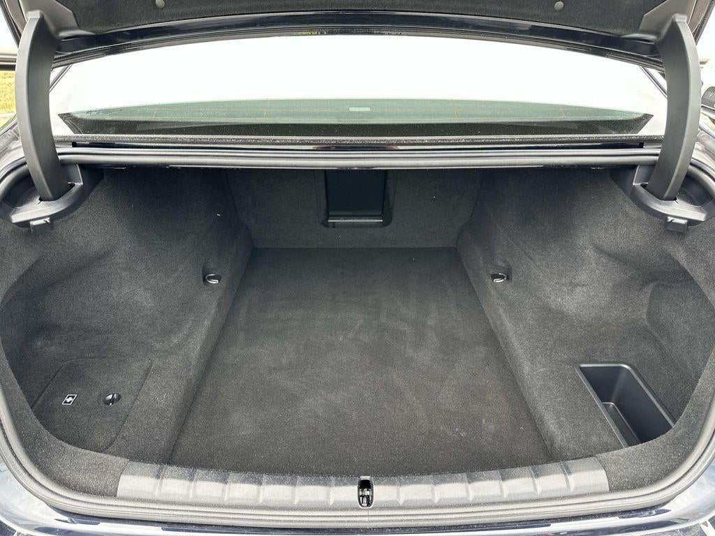 2023 BMW 7 Series 760i xDrive
