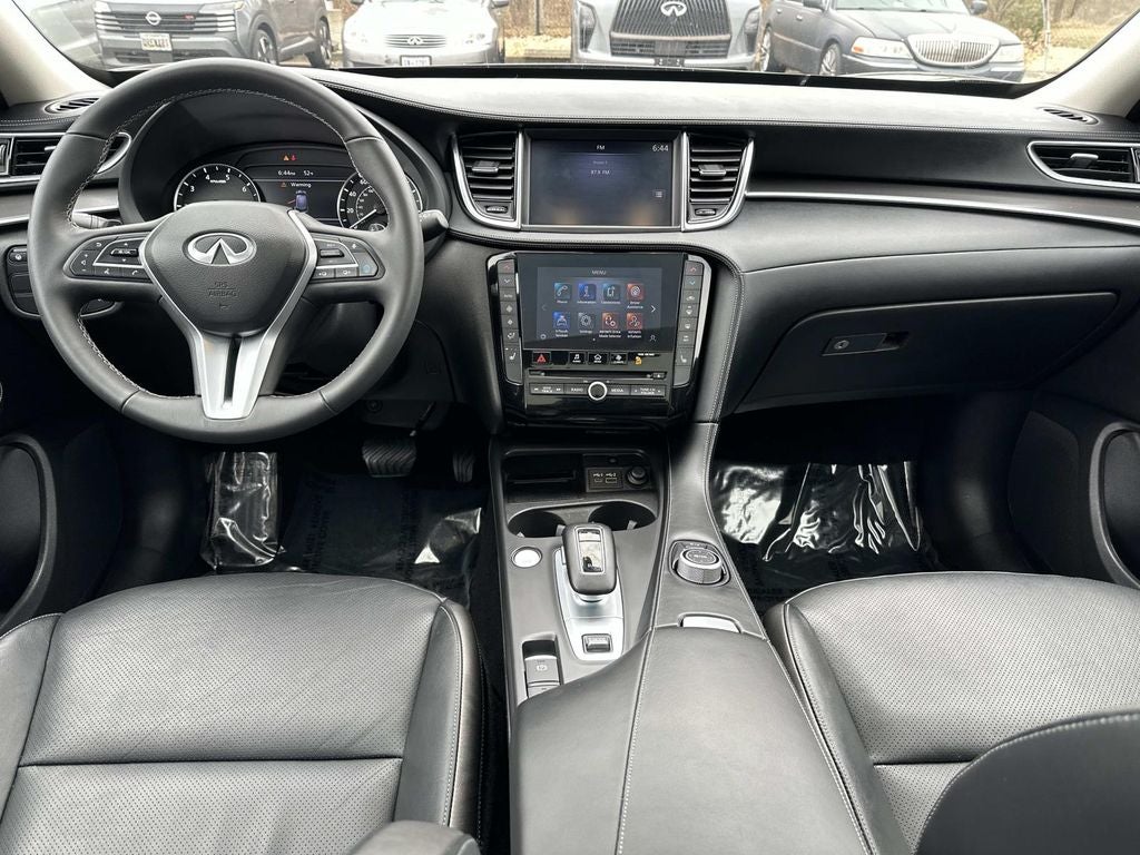 2024 INFINITI QX50 LUXE