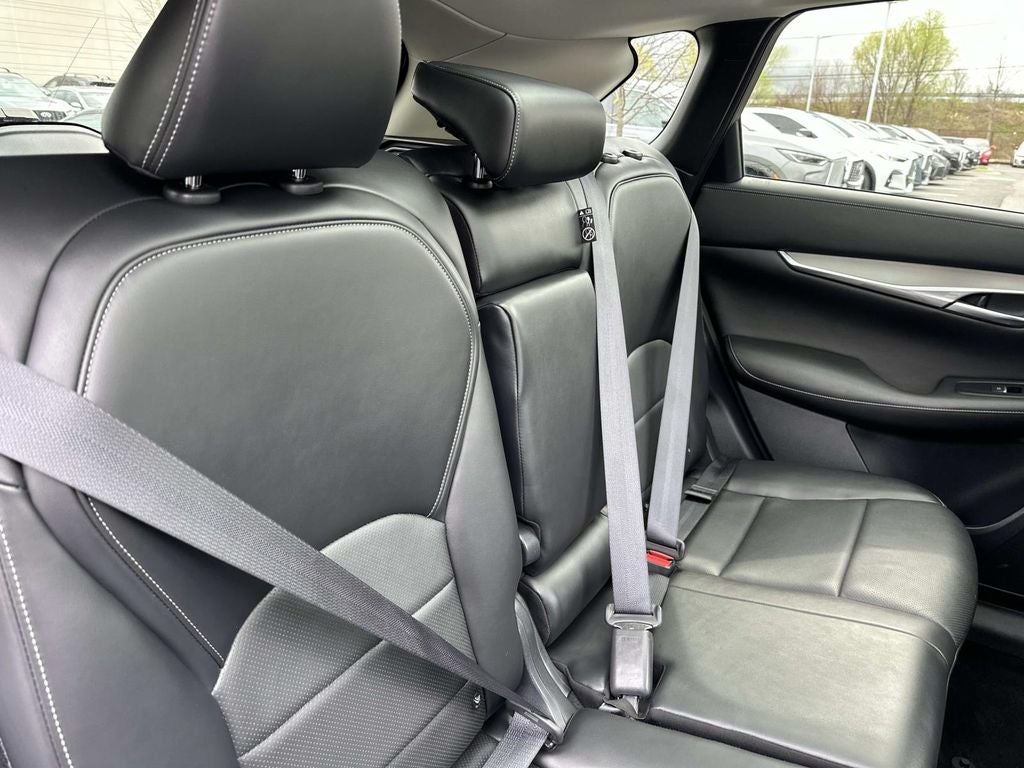 2023 INFINITI QX50 LUXE