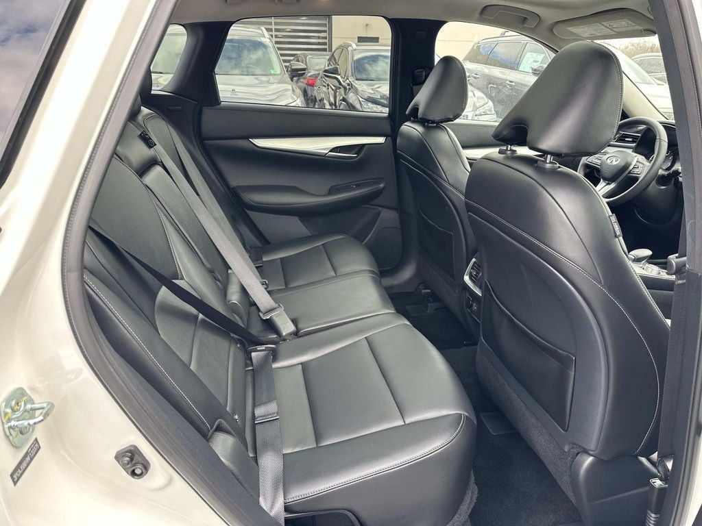 2021 INFINITI QX50 LUXE