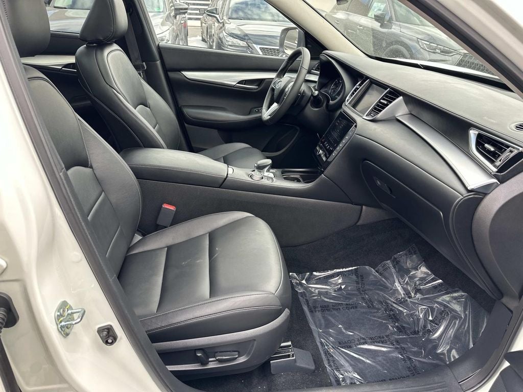 2021 INFINITI QX50 LUXE