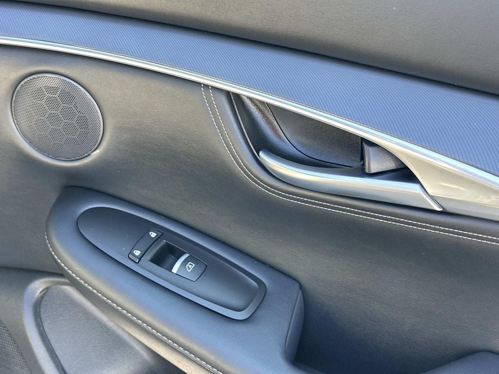 2025 INFINITI QX55 LUXE