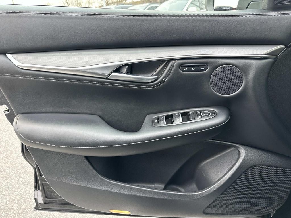 2025 INFINITI QX55 LUXE