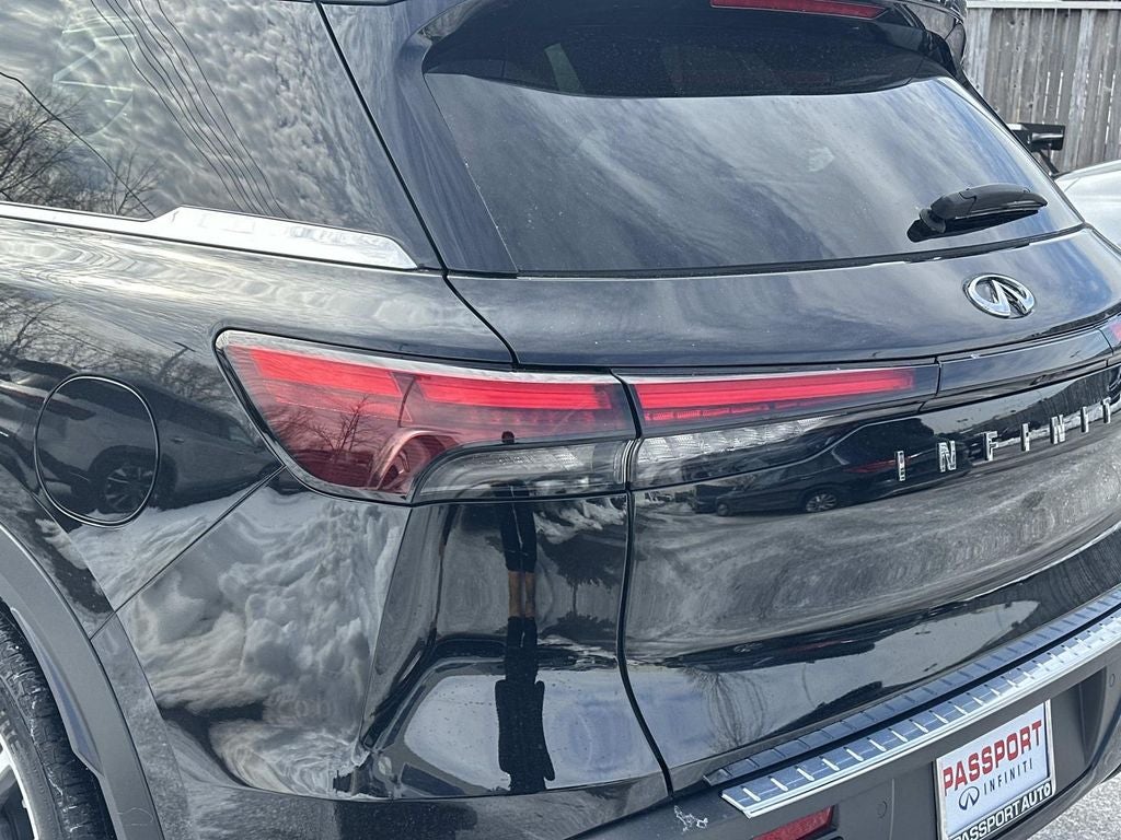 2025 INFINITI QX60 LUXE