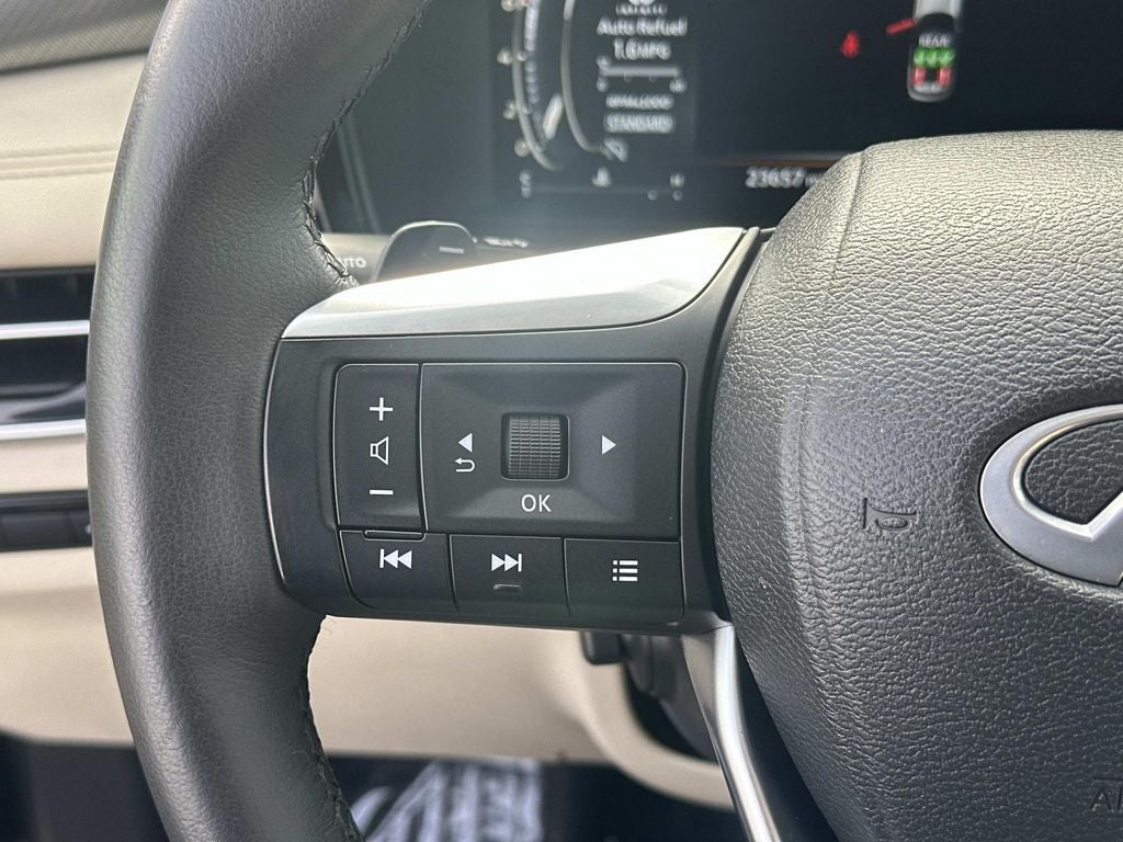 2025 INFINITI QX60 LUXE