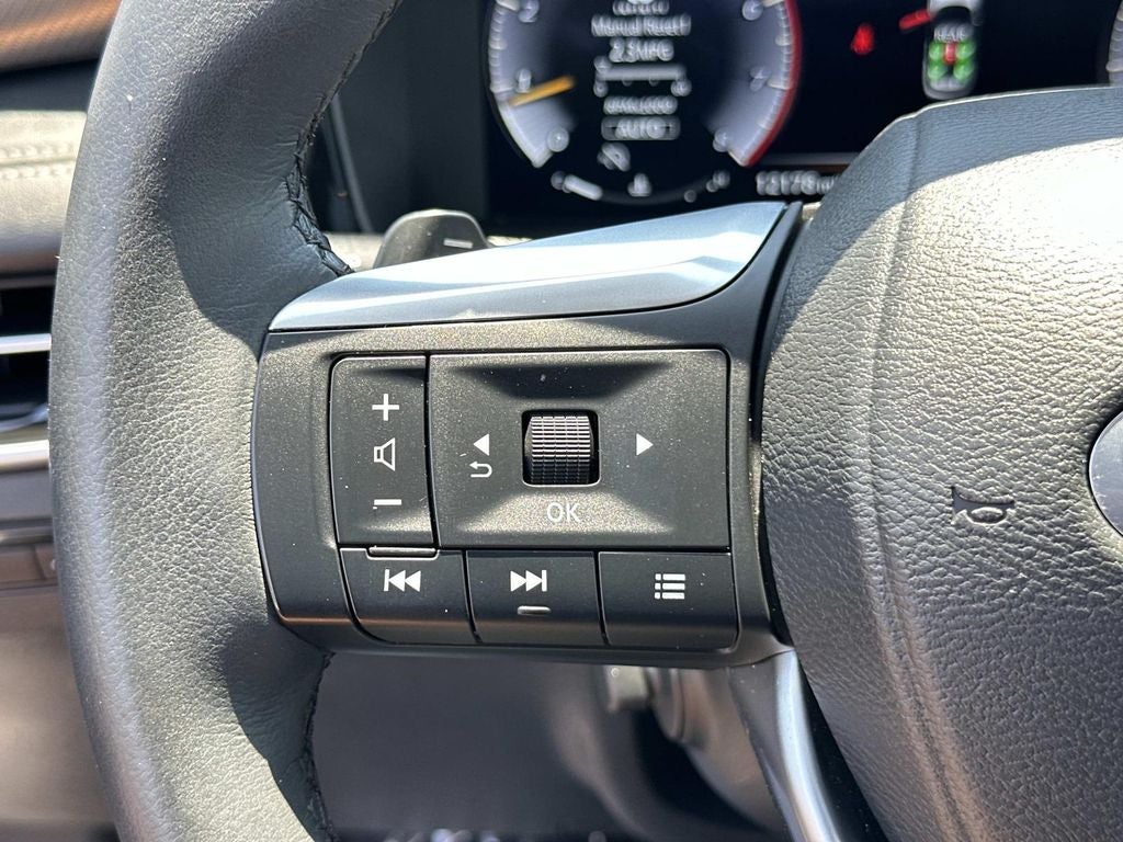 2025 INFINITI QX60 LUXE