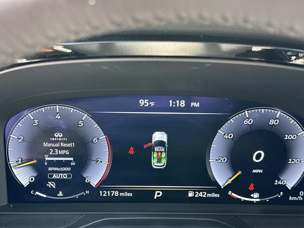 2025 INFINITI QX60 LUXE