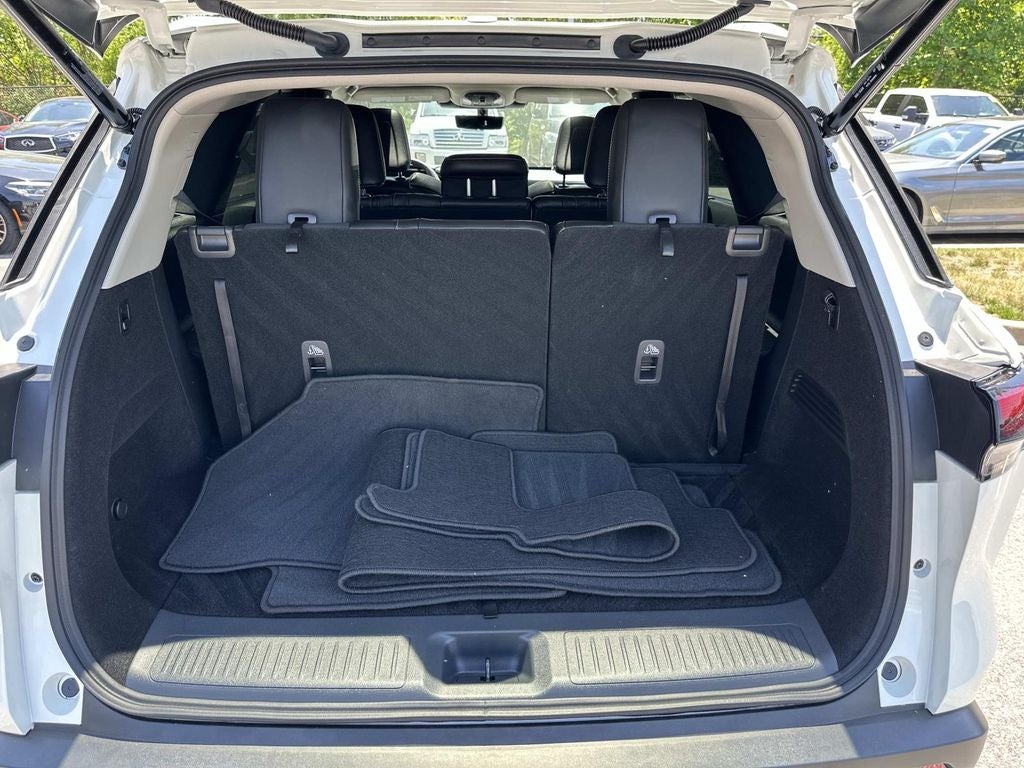 2025 INFINITI QX60 LUXE