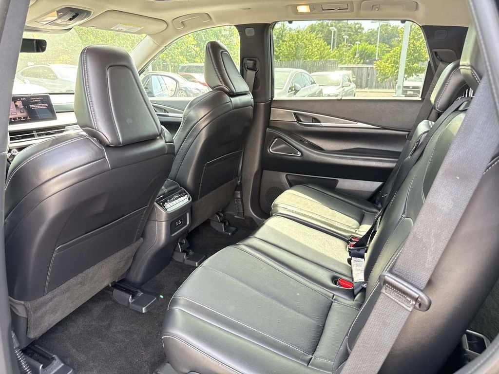 2025 INFINITI QX60 LUXE