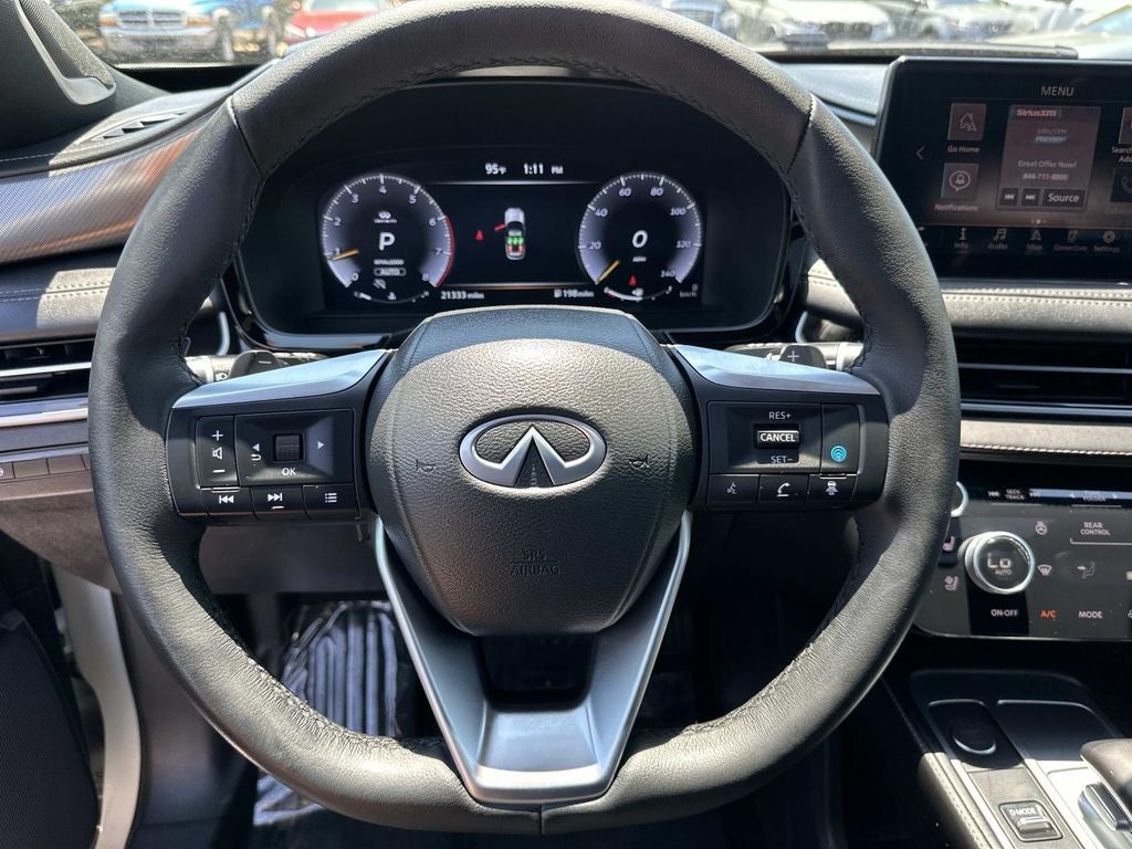2025 INFINITI QX60 LUXE