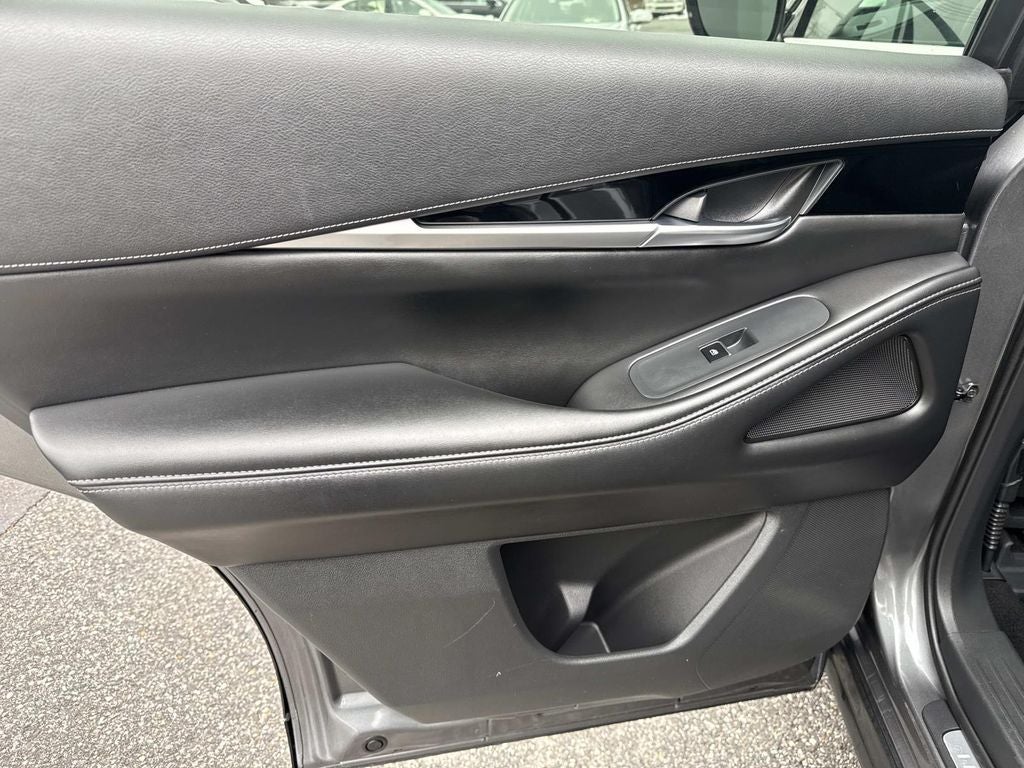 2023 INFINITI QX60 PURE