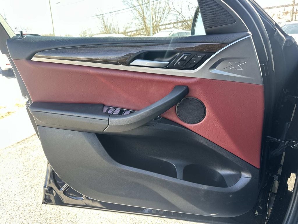 2023 BMW X4 xDrive30i