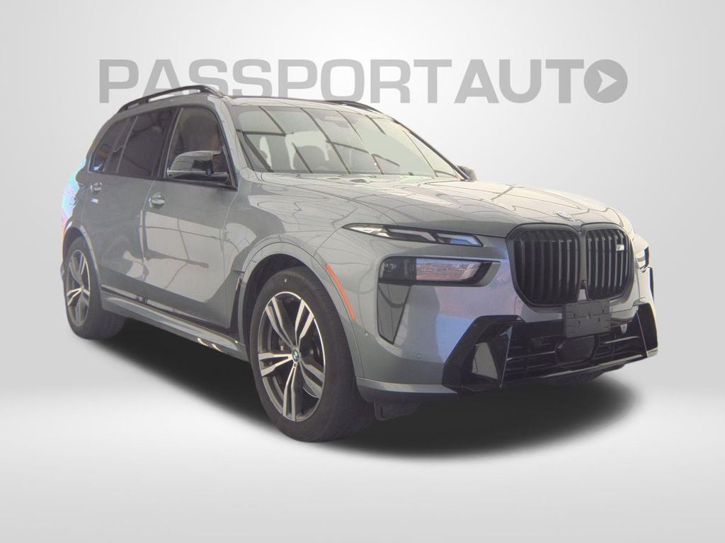 2023 BMW X7 M60i