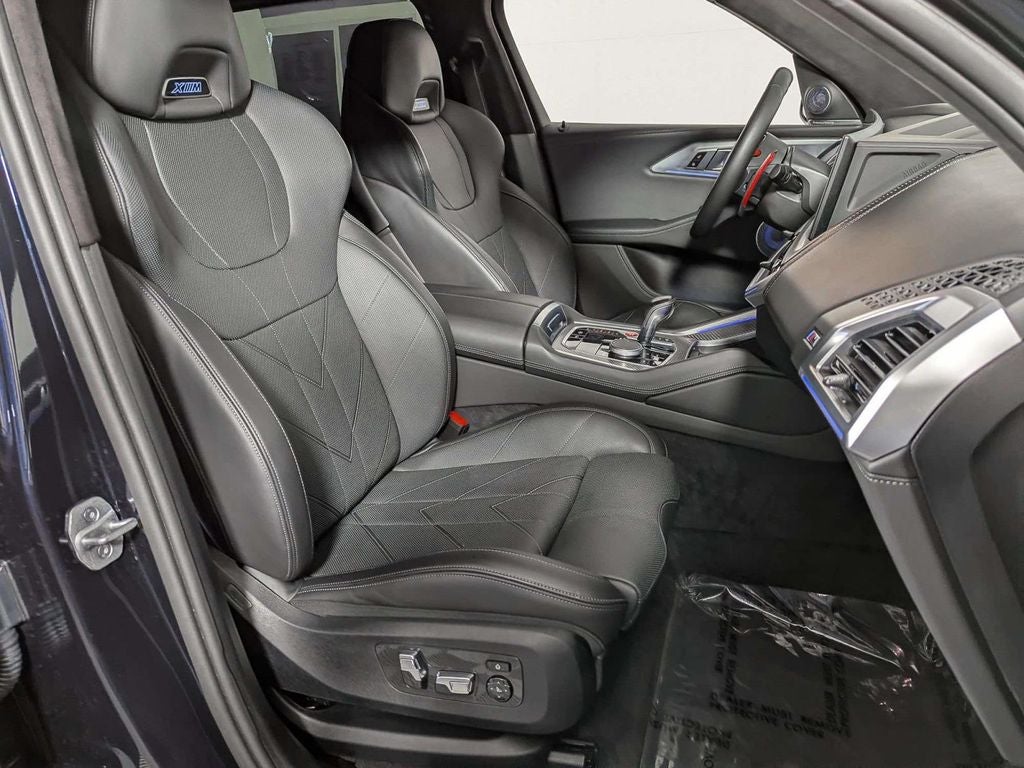 2025 BMW XM Base