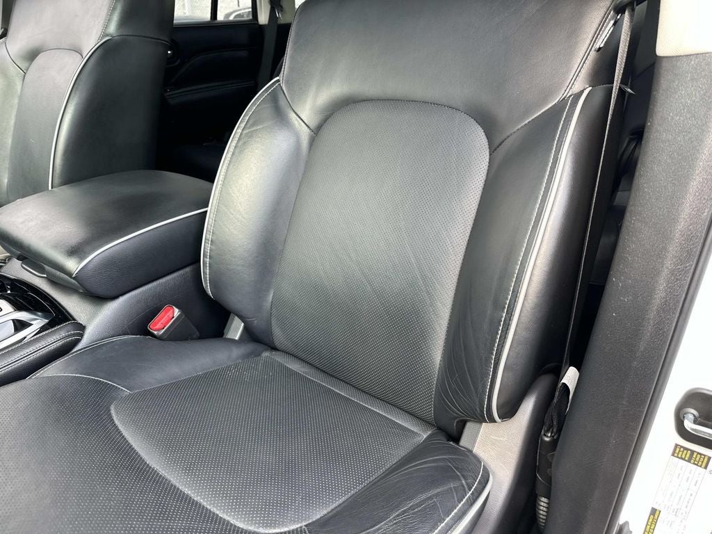 2023 INFINITI QX80 Premium Select