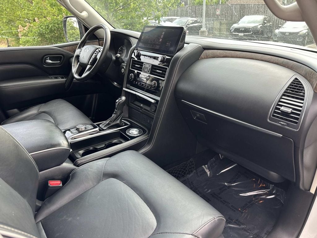2023 INFINITI QX80 Premium Select