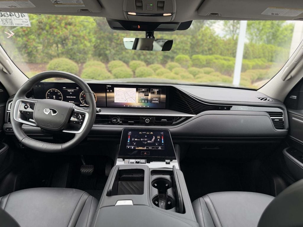 2025 INFINITI QX80 PURE