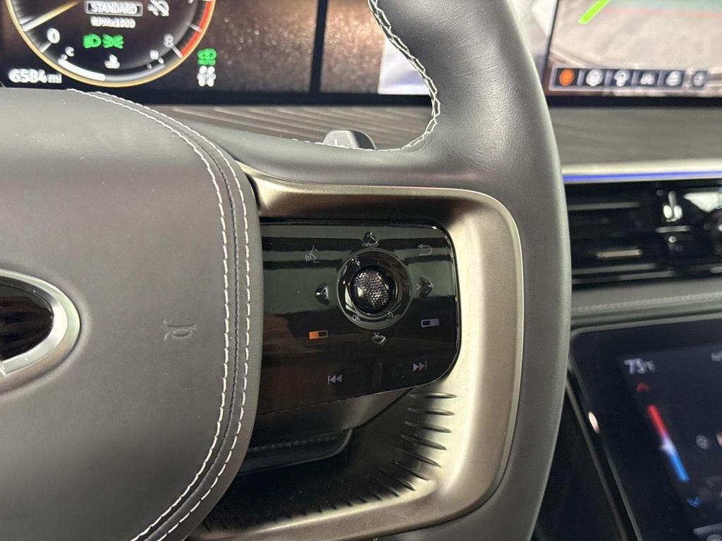 2025 INFINITI QX80 AUTOGRAPH