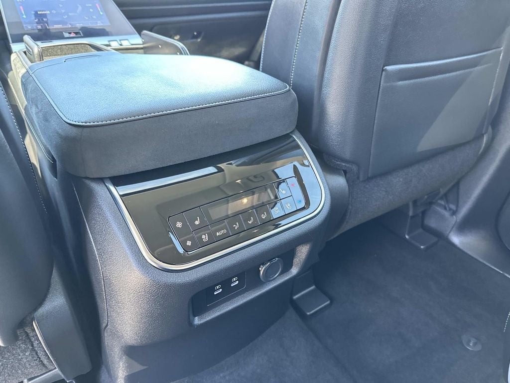 2025 INFINITI QX80 SENSORY