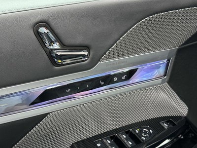 2023 BMW 7 Series 740i