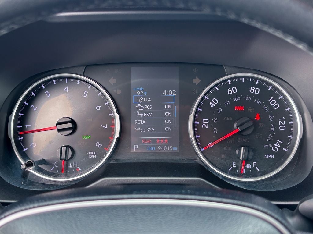 2020 Toyota RAV4 XLE