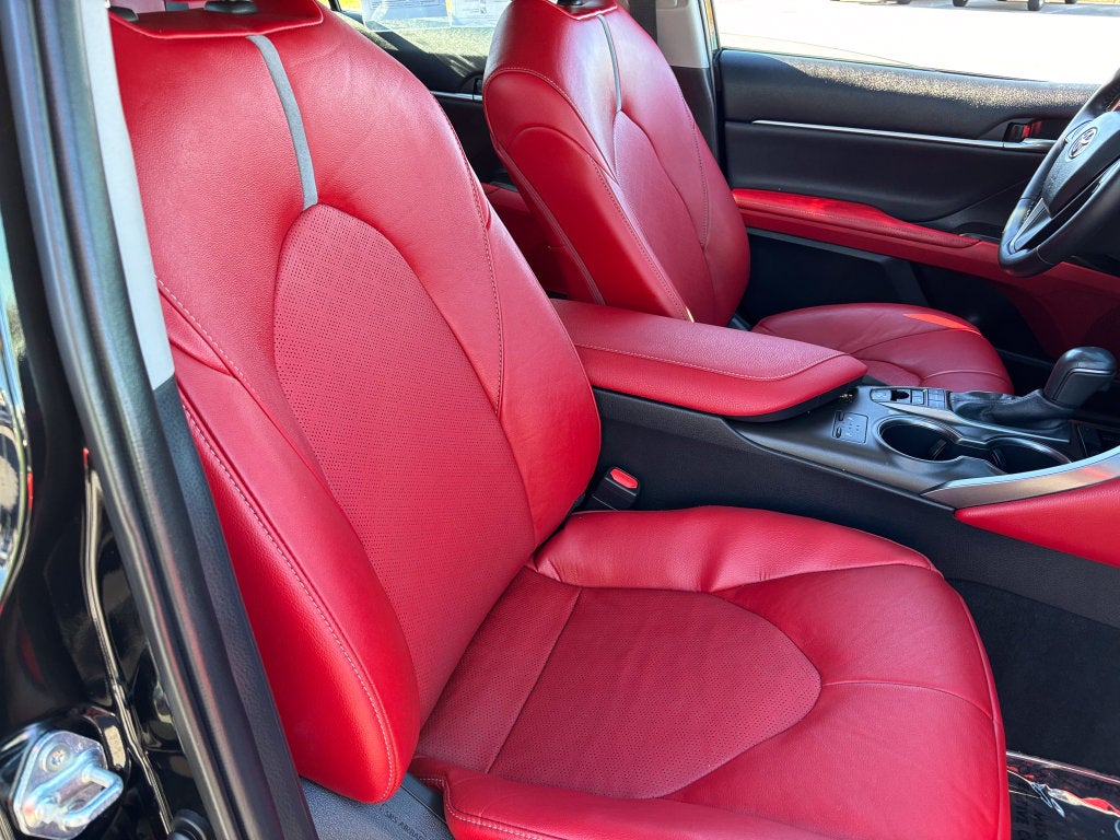 2021 Toyota Camry Hybrid XSE