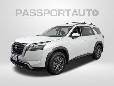 2025 Nissan Pathfinder SV